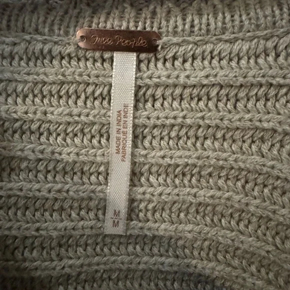 Free People M Tan Pebble Marlie V-neck Pullover Sweater - Picture 7 of 12